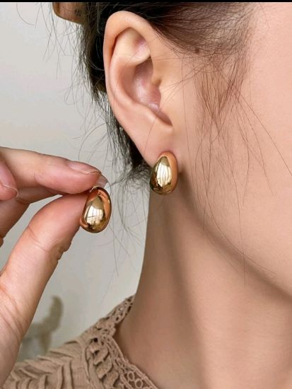 Picture of Geometric Stud Earrings (Gold)