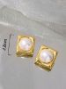 Picture of Square Pearl Earrings 